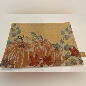 Harvest Season Set of 4 Harvest Pumpkin  Tapestry placemats NWOT THANKSGIVING